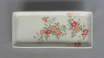 武田芳子 「花文長角皿」 径25.0×10.5 高2.5cm