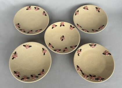 郷原恵美子「貼付花文皿」 径18.0×18.0 高2.5cm
