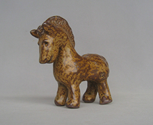松岡ユリ　径10.0×4.0 高9.5cm