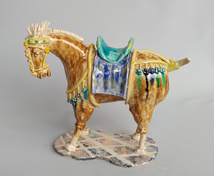 田中徹　「馬」　径23.5×11.0 高21.0cm