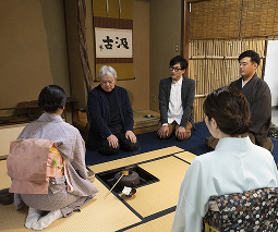 第４２回 日本陶芸倶楽部 アマチュア作品展