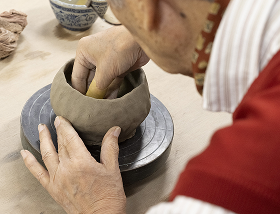 第４２回 日本陶芸倶楽部 アマチュア作品展